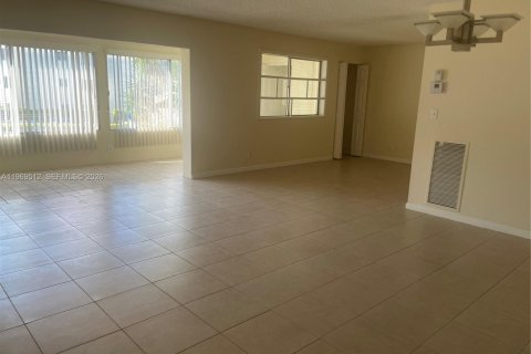 Copropriété à louer à Lake Worth, Floride: 2 chambres, 100.33 m2 № 2033135 - photo 16