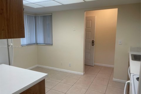 Copropriété à louer à Lake Worth, Floride: 2 chambres, 100.33 m2 № 2033135 - photo 14