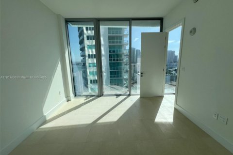 Condo in Miami, Florida, 1 bedroom  № 2017268 - photo 7