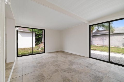 Villa ou maison à vendre à Holiday, Floride: 3 chambres, 129.32 m2 № 2388357 - photo 20