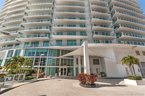 Condominio en alquiler en Miami Beach, Florida, 3 dormitorios, 114.27 m2 № 1954381 - foto 30