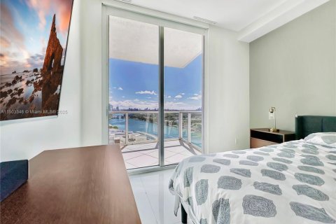 Condominio en alquiler en Miami Beach, Florida, 3 dormitorios, 114.27 m2 № 1954381 - foto 15