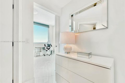 Condominio en alquiler en Miami Beach, Florida, 3 dormitorios, 114.27 m2 № 1954381 - foto 23