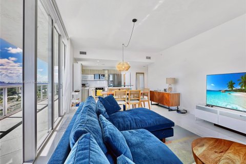 Condominio en alquiler en Miami Beach, Florida, 3 dormitorios, 114.27 m2 № 1954381 - foto 11