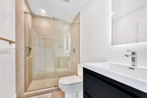Condominio en alquiler en Miami Beach, Florida, 3 dormitorios, 114.27 m2 № 1954381 - foto 21