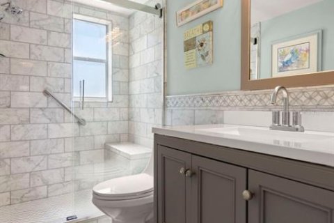 Condo in Saint Petersburg, Florida, 1 bedroom  № 1906525 - photo 14