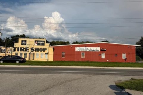 Commercial property in Haines City, Florida 6689.43 sq.m. № 2345415
