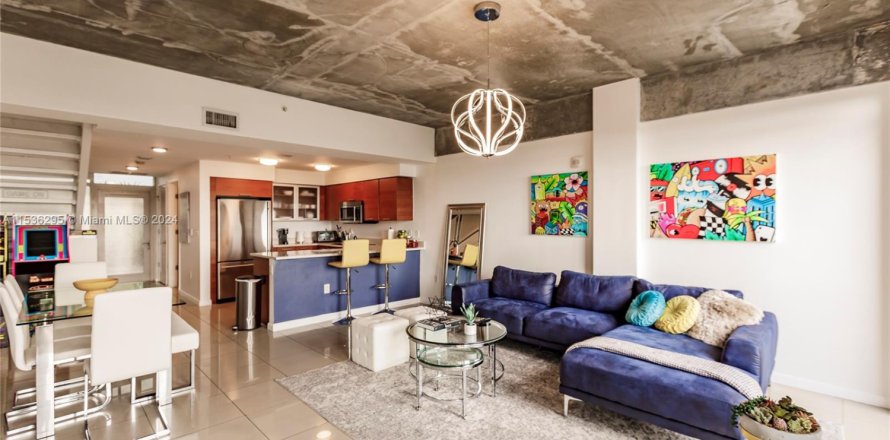 Condo à Miami, Floride, 2 chambres № 1021460