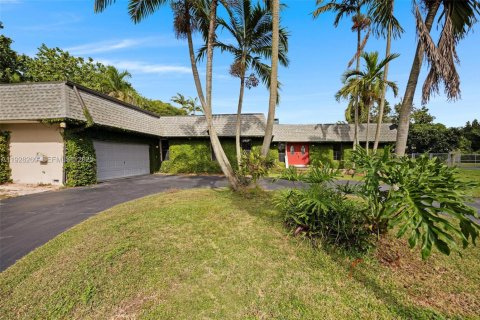 Casa en venta en Homestead, Florida, 5 dormitorios, 328.78 m2 № 1990958 - foto 3