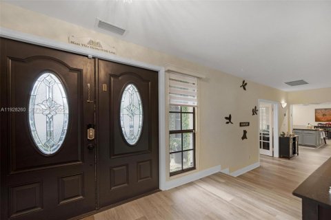 Casa en venta en Homestead, Florida, 5 dormitorios, 328.78 m2 № 1990958 - foto 17