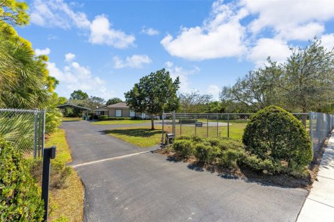 Купить виллу или дом в Хомстед, Флорида 3 спальни, 182м2, № 2041205 - фото 3