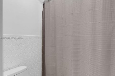 Купить виллу или дом в Хомстед, Флорида 3 спальни, 182м2, № 2041205 - фото 18