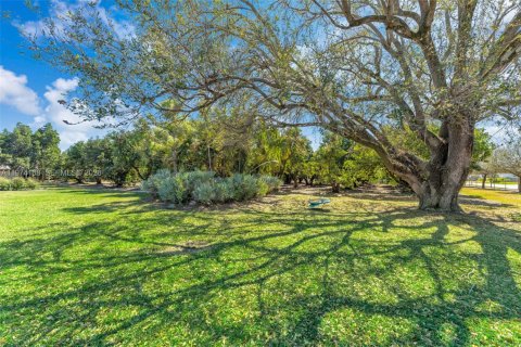 Купить виллу или дом в Хомстед, Флорида 3 спальни, 182м2, № 2041205 - фото 29