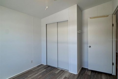 Снять в аренду виллу или дом в Хейнс-Сити, Флорида 3 спальни, 124.86м2, № 2091495 - фото 23
