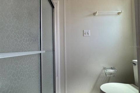 Снять в аренду виллу или дом в Хейнс-Сити, Флорида 3 спальни, 124.86м2, № 2091495 - фото 20