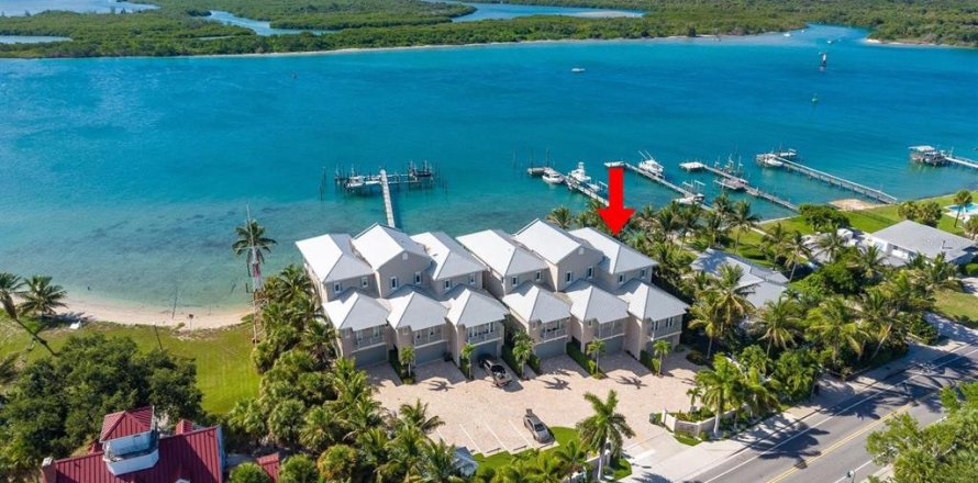 Touwnhouse à St. Lucie, Floride 3 chambres, 277.78 m2 № 2398917