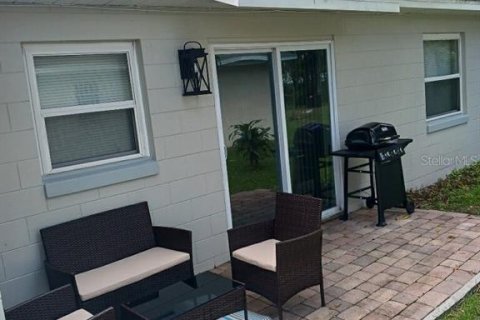 Casa en alquiler en Orlando, Florida, 3 dormitorios, 99.03 m2 № 1869836 - foto 7