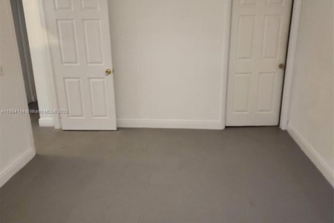 Condominio en venta en Opa-locka, Florida, 3 dormitorios, 98.1 m2 № 1945890 - foto 25