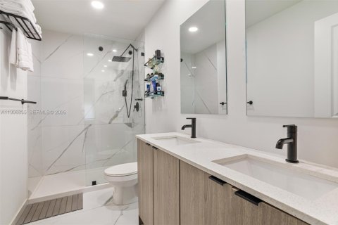 Casa en venta en Florida City, Florida, 5 dormitorios, 176.7 m2 № 2058885 - foto 26