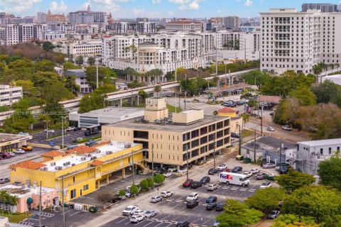 Commercial property in Coral Gables, Florida № 1862562 - photo 2