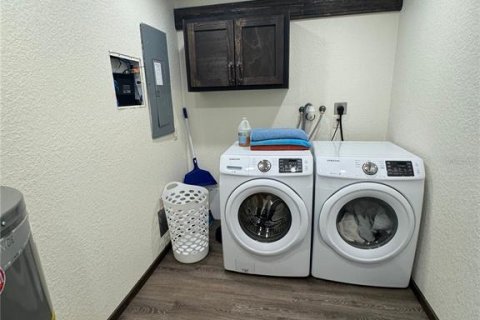 Casa en alquiler en Reddick, Florida, 2 dormitorios, 211.91 m2 № 1780245 - foto 15