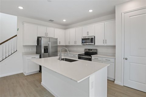Villa ou maison à vendre à Apopka, Floride: 4 chambres, 248.05 m2 № 1767798 - photo 5
