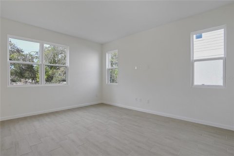 Villa ou maison à vendre à Apopka, Floride: 4 chambres, 248.05 m2 № 1767798 - photo 8