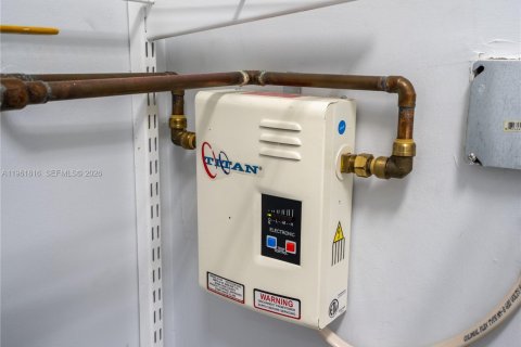 Copropriété à vendre à Pembroke Pines, Floride: 2 chambres № 2025558 - photo 23