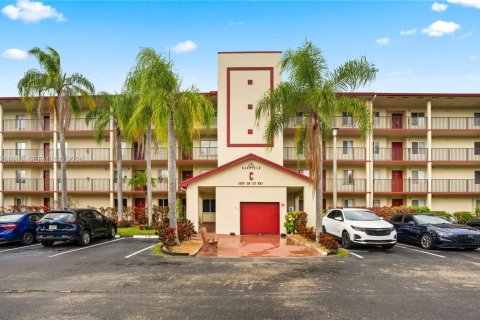 Copropriété à vendre à Pembroke Pines, Floride: 2 chambres № 2025558 - photo 29