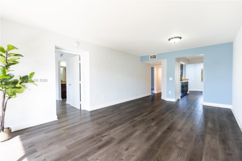 Copropriété à vendre à Pembroke Pines, Floride: 2 chambres № 2025558 - photo 3