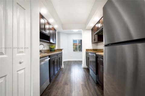 Copropriété à vendre à Pembroke Pines, Floride: 2 chambres № 2025558 - photo 9