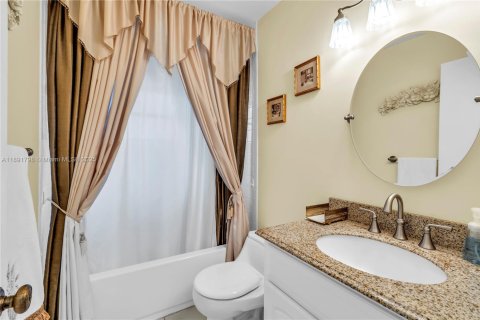 Casa en venta en Deerfield Beach, Florida, 2 dormitorios, 135.27 m2 № 1943894 - foto 20