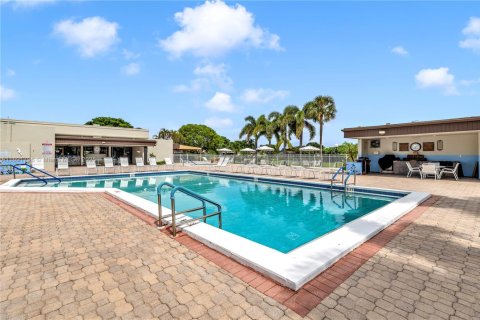 Casa en venta en Deerfield Beach, Florida, 2 dormitorios, 135.27 m2 № 1943894 - foto 29