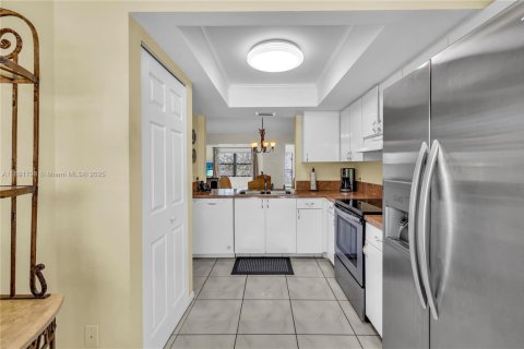Casa en venta en Deerfield Beach, Florida, 2 dormitorios, 135.27 m2 № 1943894 - foto 7