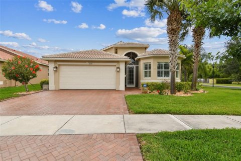 House in Wimauma, Florida 3 bedrooms, 177.63 sq.m. № 1689666 - photo 2