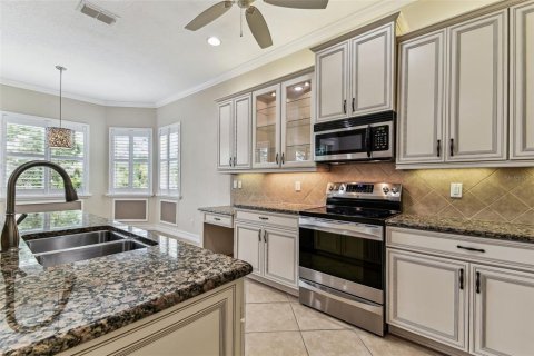 House in Wimauma, Florida 3 bedrooms, 177.63 sq.m. № 1689666 - photo 30