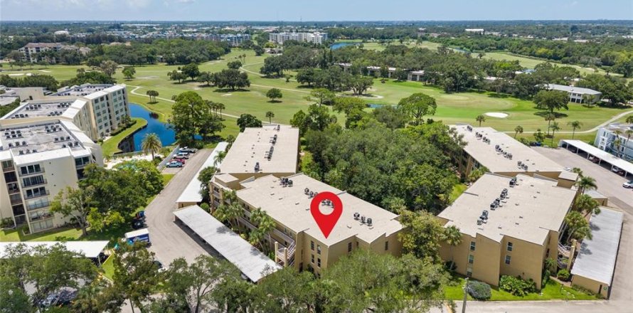 Condo à Largo, Floride, 3 chambres № 2296585