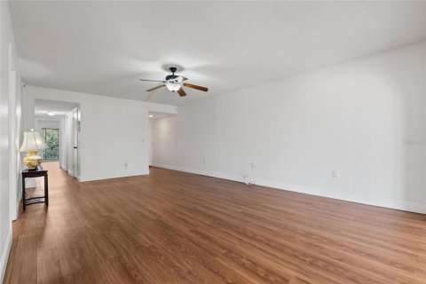 Copropriété à vendre à Largo, Floride: 3 chambres, 169.08 m2 № 2296585 - photo 23