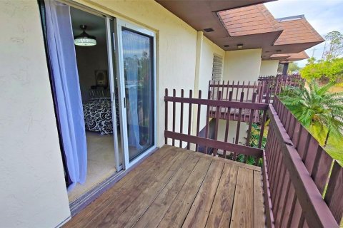 Townhouse in Sarasota, Florida 2 bedrooms, 102.56 sq.m. № 1913473 - photo 23