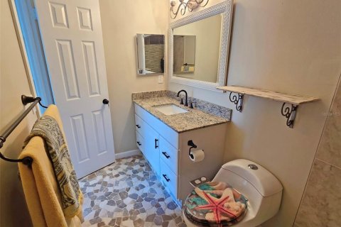 Townhouse in Sarasota, Florida 2 bedrooms, 102.56 sq.m. № 1913473 - photo 15