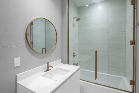 Condo in Miami, Florida, 3 bedrooms  № 1474822 - photo 29