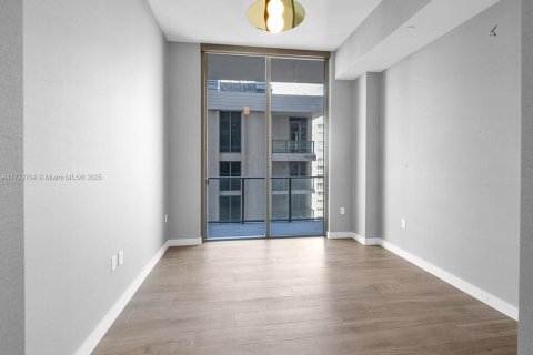 Condo in Miami, Florida, 3 bedrooms  № 1474822 - photo 25