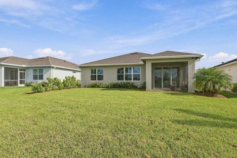 House in Port St. Lucie, Florida 3 bedrooms, 153.38 sq.m. № 2412233 - photo 30
