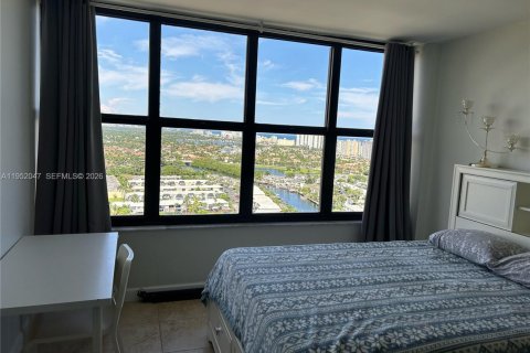 Купить кондоминиум в Халландейл-Бич, Флорида 2 спальни, 146.79м2, № 2006360 - фото 27