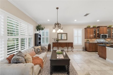 House in DeLand, Florida 3 bedrooms, 280.56 sq.m. № 2199341 - photo 19