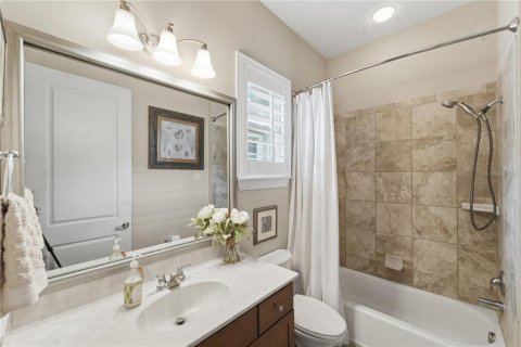 House in DeLand, Florida 3 bedrooms, 280.56 sq.m. № 2199341 - photo 27