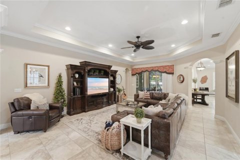 House in DeLand, Florida 3 bedrooms, 280.56 sq.m. № 2199341 - photo 5