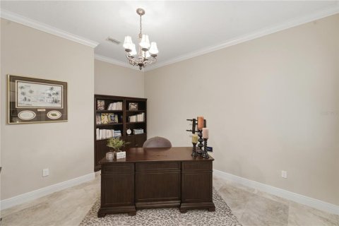 House in DeLand, Florida 3 bedrooms, 280.56 sq.m. № 2199341 - photo 23