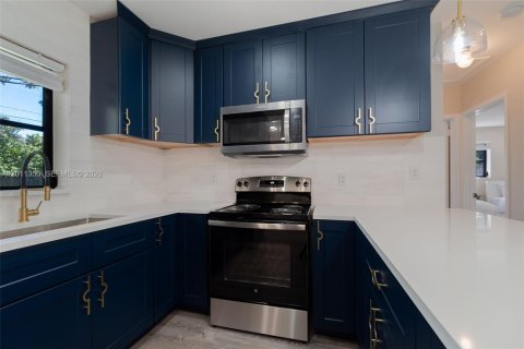House in North Palm Beach, Florida 4 bedrooms, 150.13 sq.m. № 2074498 - photo 21