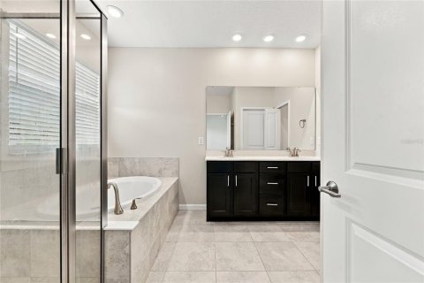 Townhouse in Orlando, Florida 3 bedrooms, 161.74 sq.m. № 2394116 - photo 22